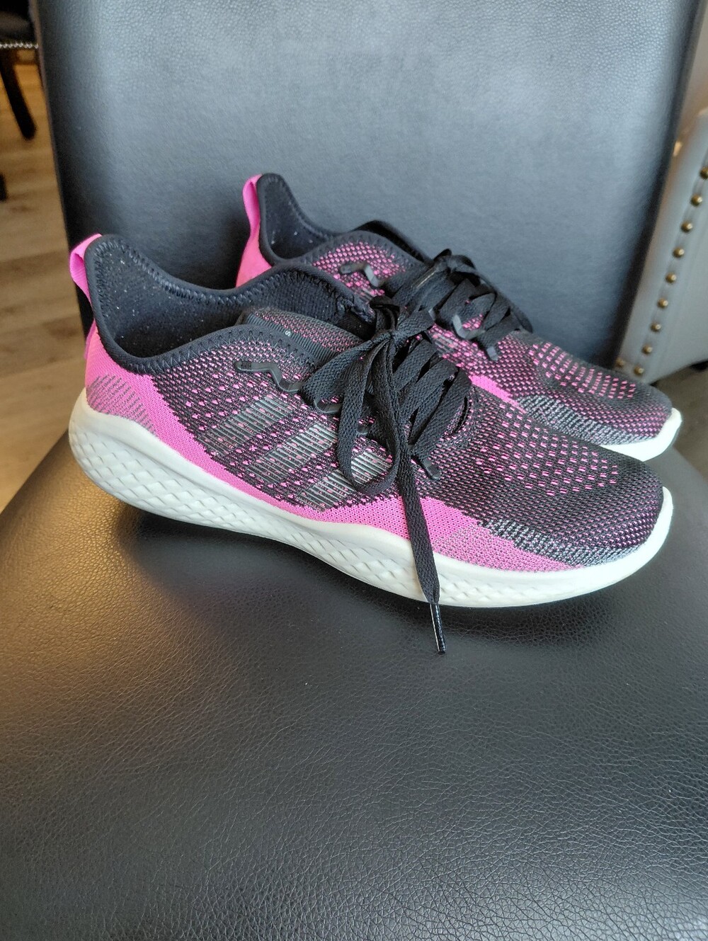 Women's Adidas Fluidflo Black & Pink Lightweight Knit Running Sneakers Sz 8.5